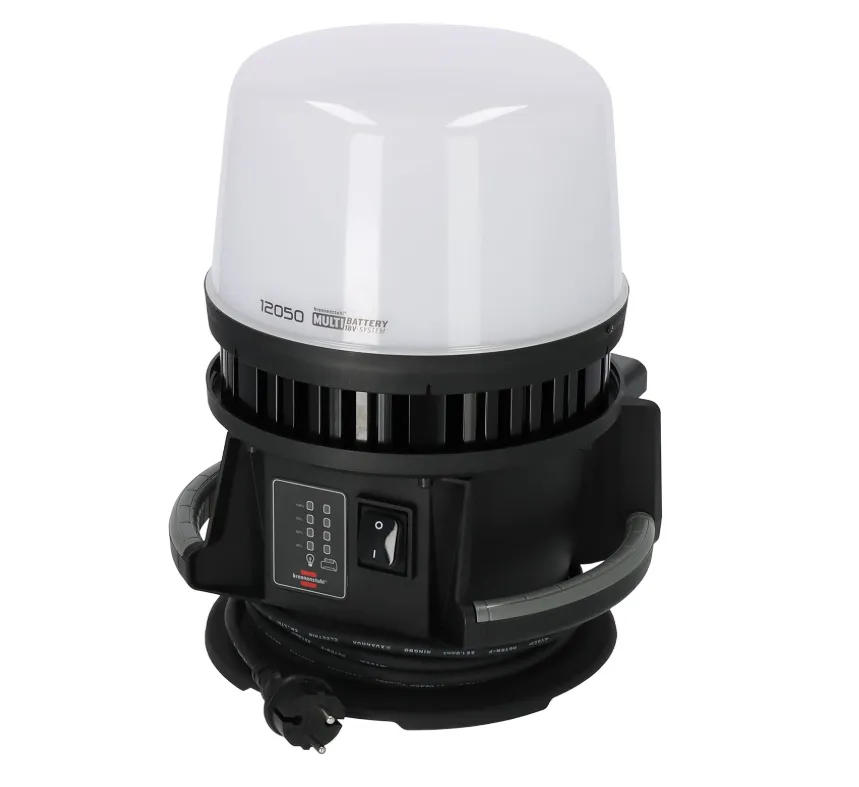 Projecteur LED professionnel 12 000 lm avec fonctionnement sur batterie ou secteur